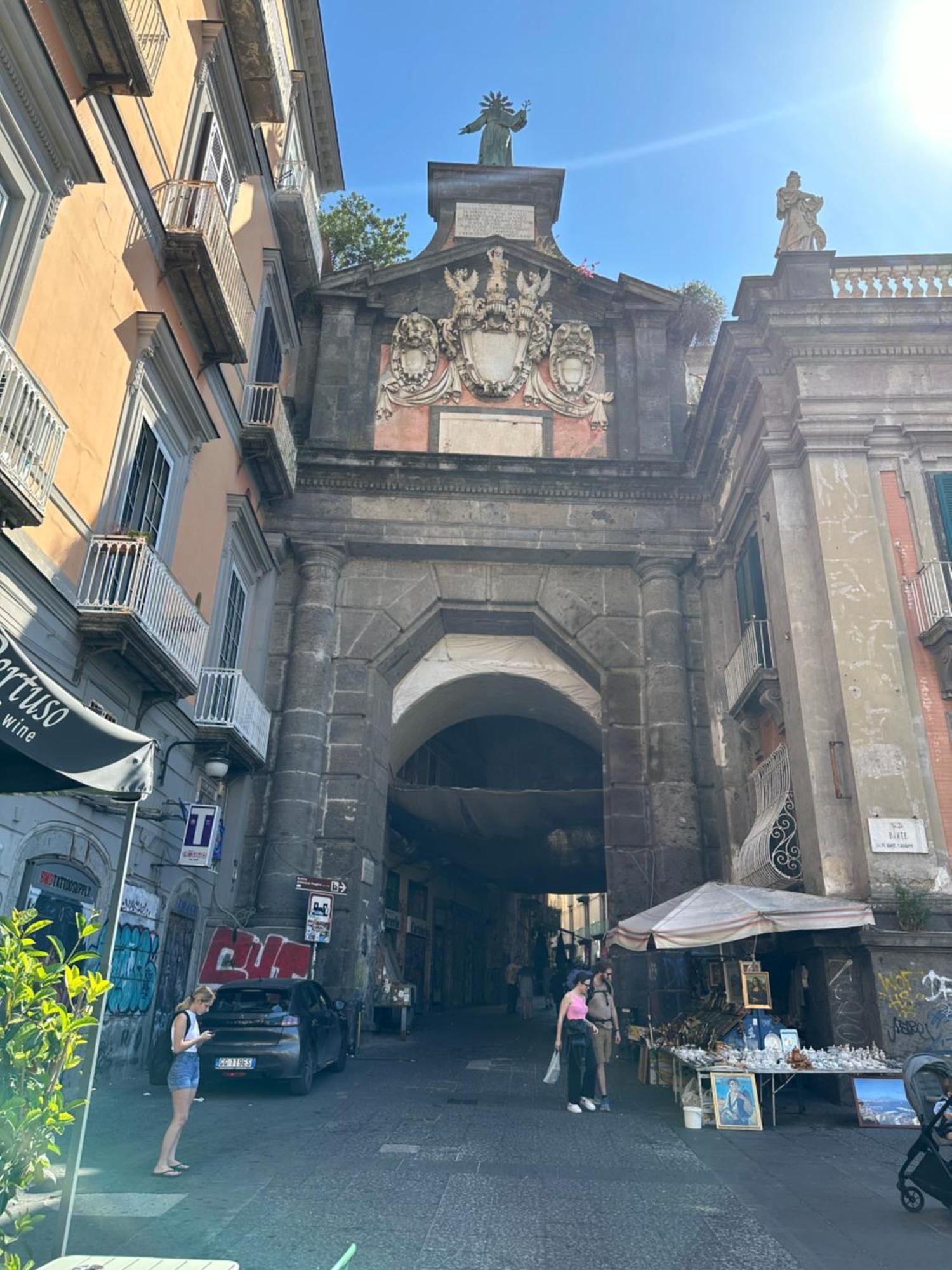 Monaciello All'Alba Hotel Naples Exterior photo